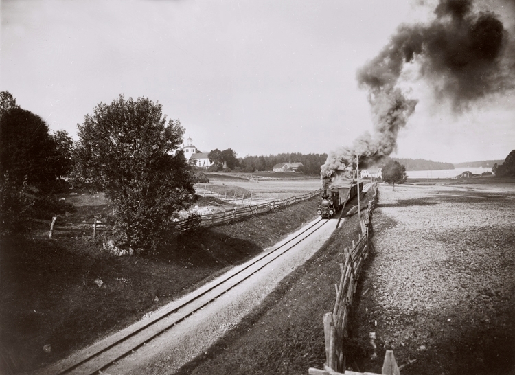 Tåg I Björsäter Ca 1900 Dagmar Eriksén Drev Fotofirma I Skövde Södra Långgatan 12 