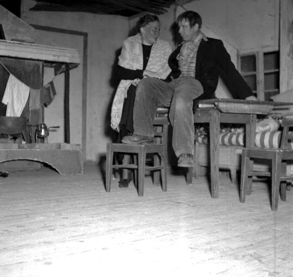Skara. Teatergrupp Skaraamatörerna 1952.