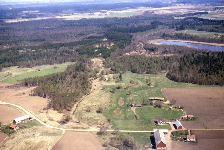 Flygfoto över Mårby.