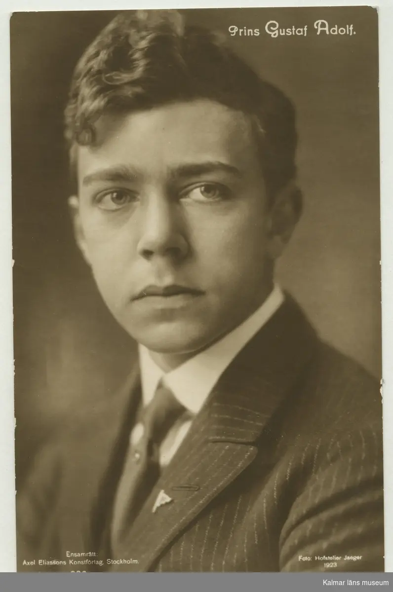 VY 0019.
Prins Gustaf Adolf.
Foto: Hofatelier Jaeger 1923.