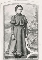 Konfirmasjonsbilde av Anna Helene Blindheim.