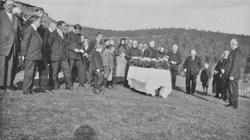 Begravelse, personer, klær.