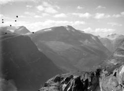 Datering usikker. Fra Nordmøre museums fotosamlinger, Myren-