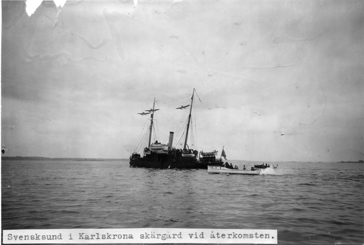 "Svensksund i Karlskrona skärgård vid återkomsten." från Tromsö.