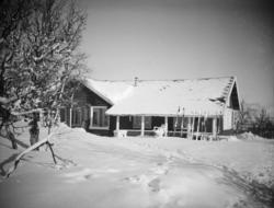 Fjellandskap, hytte, snø, ski