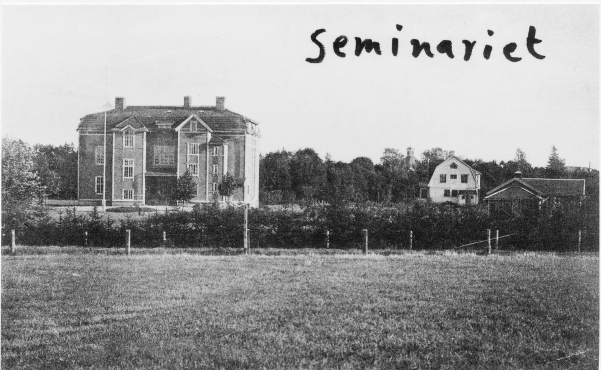Hagaström,
Seminariet och till höger Vokartsgården.
Vykort, AB Malmö Ljustrycksanstalt, Malmö.