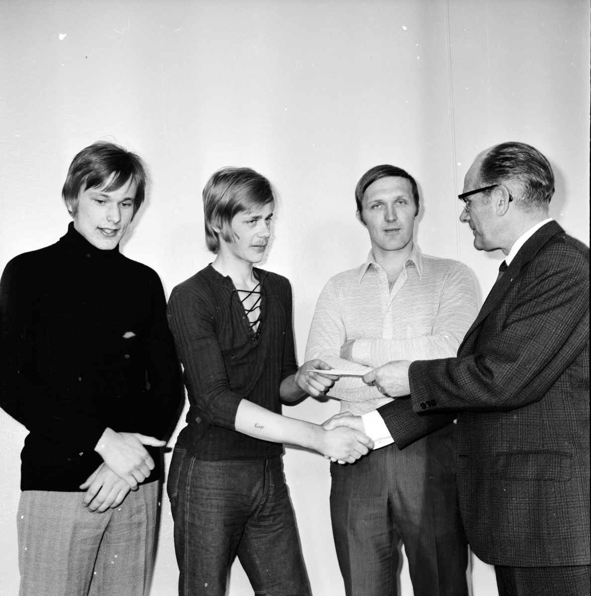 Nytorp,
Avslutning,Julfest,
Rektor Andersson avtackas,
December 1971