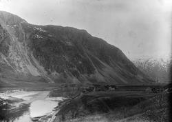 Oversiktbilde av Hjellegården.