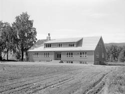 Lillehamme og Fåberg Yrkesskole, Fåberggt.152. Skolebygget s