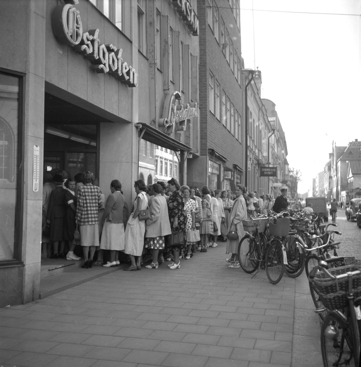 Rea på Lifvergrens skoaffär 1950.