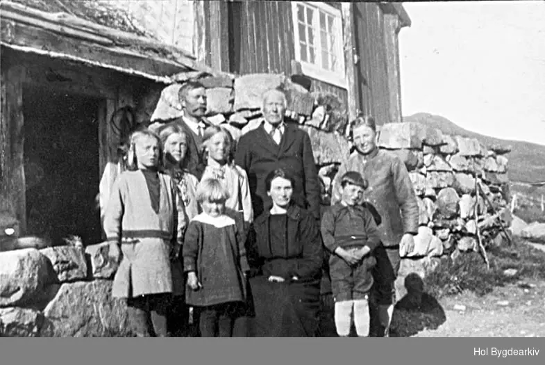 GruppeU9, familie, Sveingardsbotn, daglegklede, Støl,barneklede