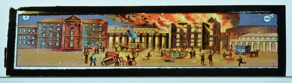 7 avlange glassplater med forskjellig motiv.