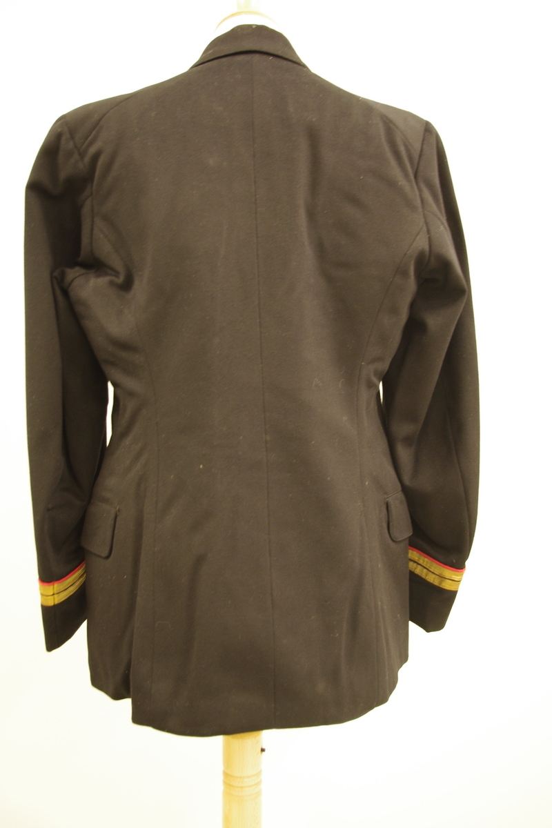 uniform: jakke og vest. Løytnant