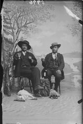 02.06.1901. Magnus Anderson og broren, tatere.