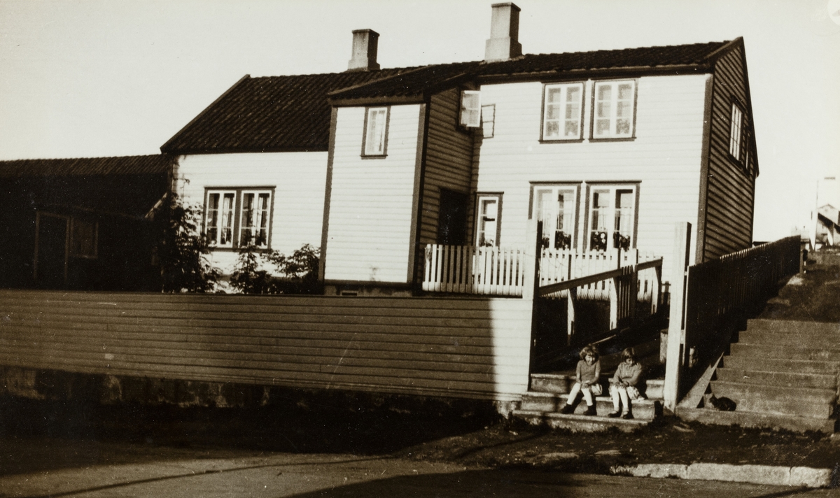 X Risøen - Sundgaten sett mot øst ca.1930