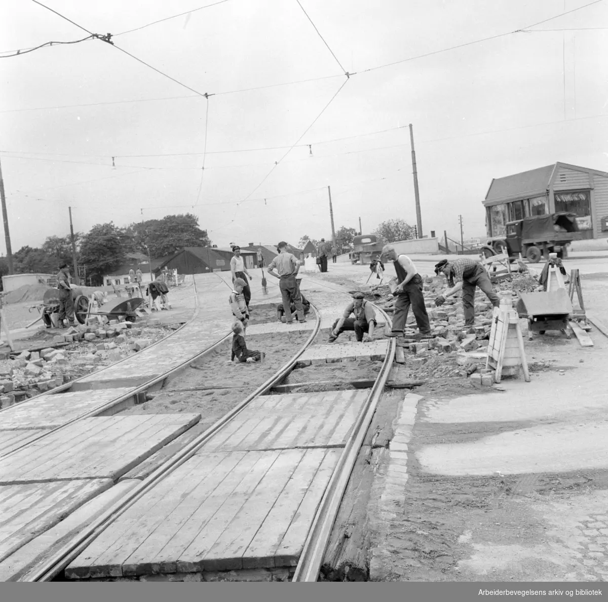 Storoveien utvides. Juli 1956