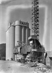 Tilbygg på kornsilo i Buvika