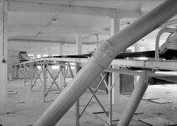 Interiør fra kornsilo i Buvika