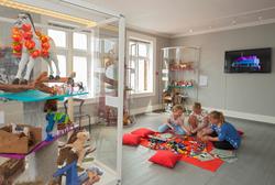 Kvinnemuseet Kongsvinger museum, Hedmark. Barn i lek i leket