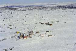 Sør-Fron, Wadahl høyfjellshotell, vinterlandskap, skiløpere