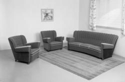 3-seter og stolar med fast sete.