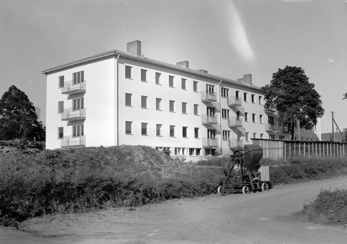 Husbygge på Fredriksdalsvägen 2, kv Fältvakten, Gävle.
