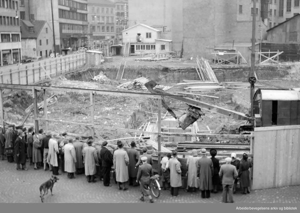 Viking Hotell under bygging. Mars 1949