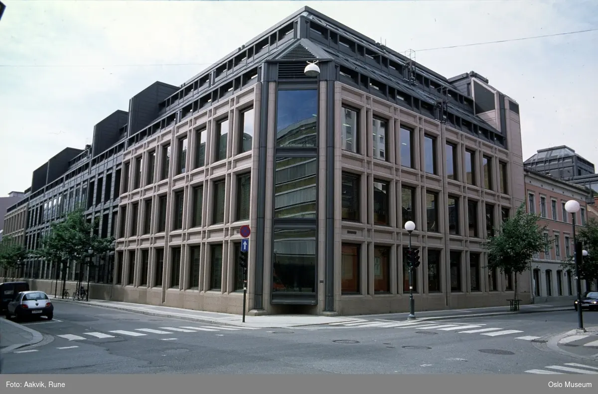 gateløp, Norges Bank, kontorbygninger