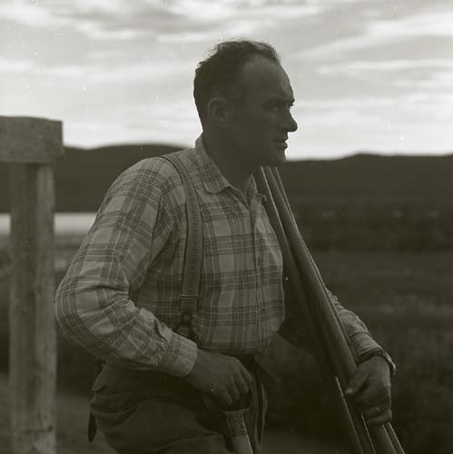 Man med räfsor, Keinovuopio augusti 1961.