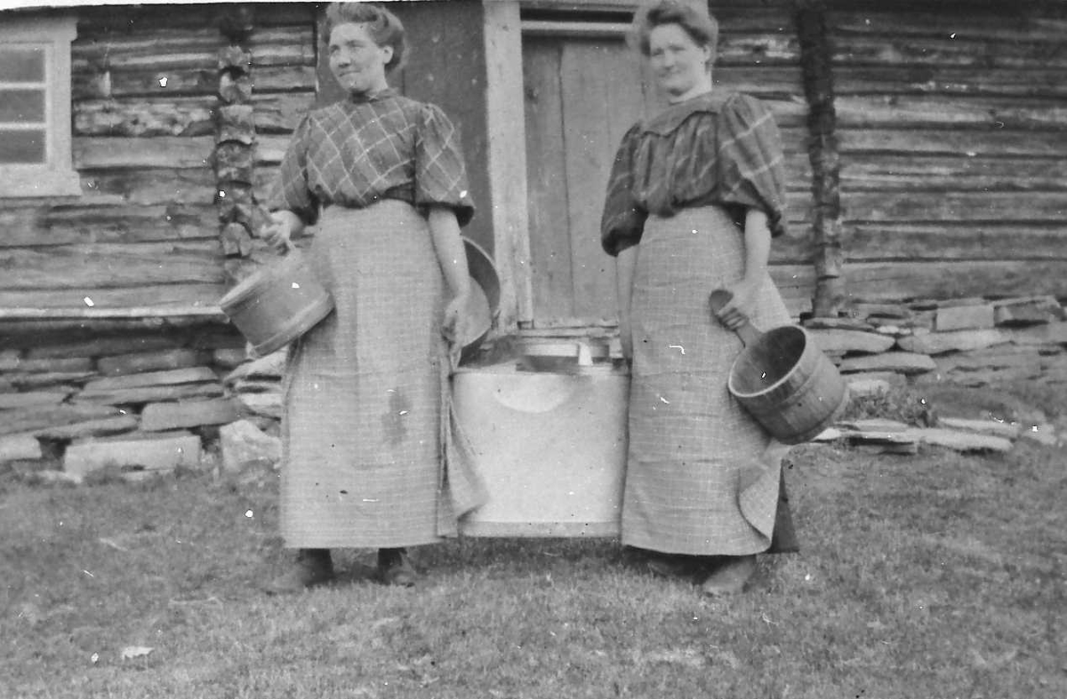 To kvinner med smørbutt
