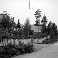 Husebybakken 42. Befaring med hagearkitekt på Smedstad. Okto