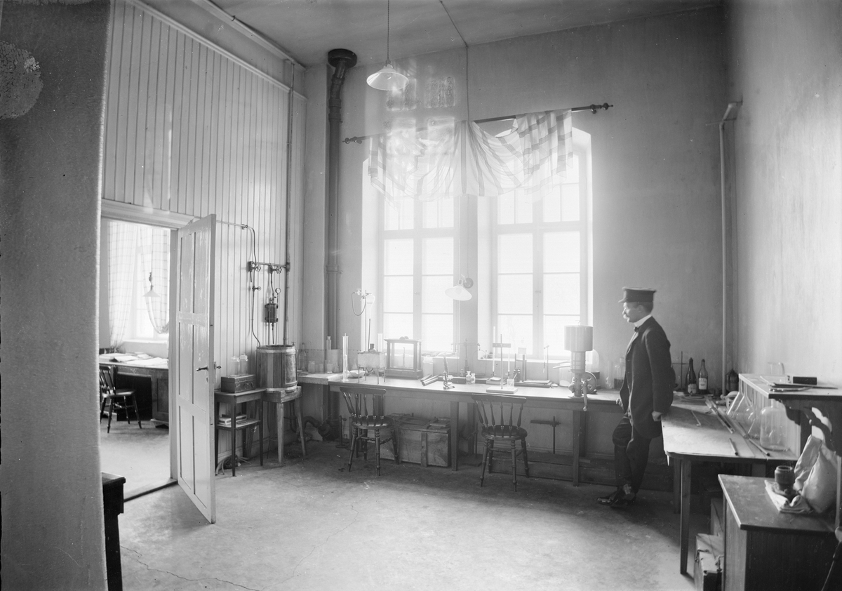 Laboratiorium i jästfabriken, Upsala Ångqvarns AB, Östra Ågatan, Uppsala omkring 1913