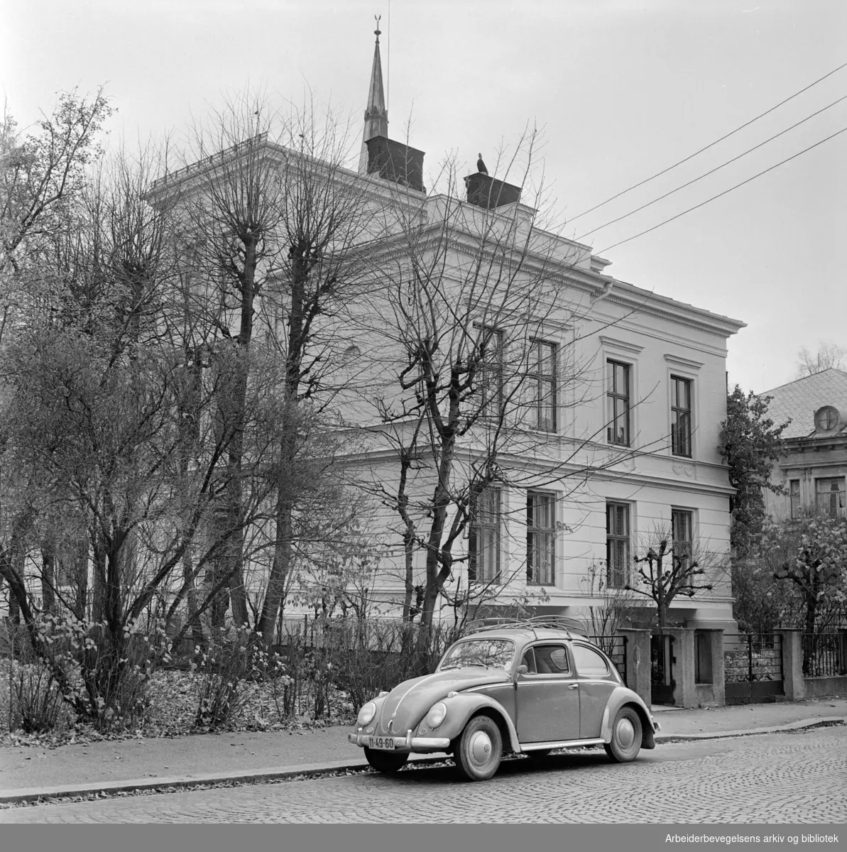 Eilert Sundtsgt. 33. Norges Hørselverns attføringsbygg..November 1961