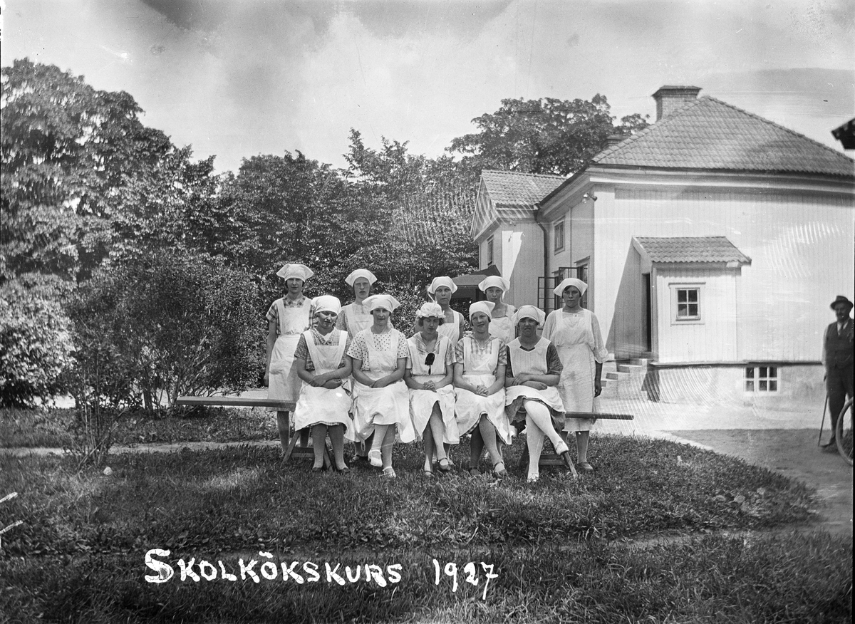 Skolkökskurs, Revelsta, Altuna socken, Uppland 1927
