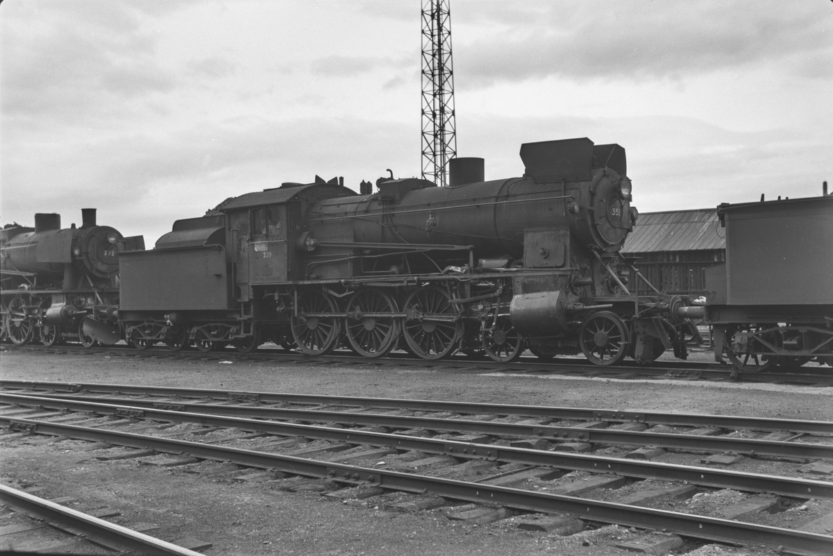 Damplokomotiv type 30b nr. 350 på Marienborg.