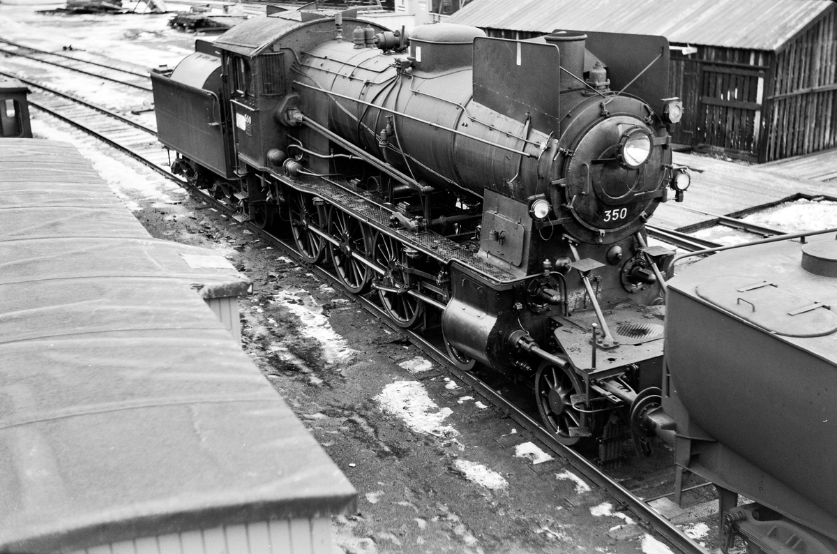 Damplokomotiv type 30b nr. 350  på Marienborg.
