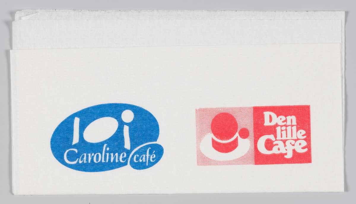 En oval med en stilisert tallerken, bestikk og kopp og reklametekst for Caroline Cafe og en stilisert kopp og reklame for Den lille cafe.

Reklame for Caroline cafè på MIA.00007-004-0213; MIA.00007-004-0215.