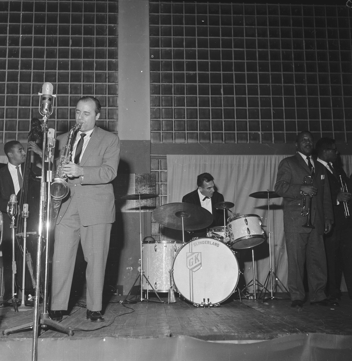 Fra jazzkonsert i Nordstrandhallen. Jazz at the Philharmonic. Fotografert 20. februar 1956.