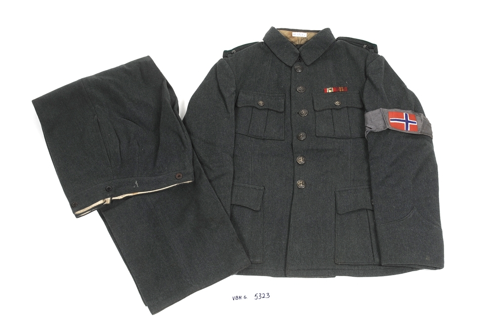 Norsk feltuniform brukt under siste krig 1940-1945