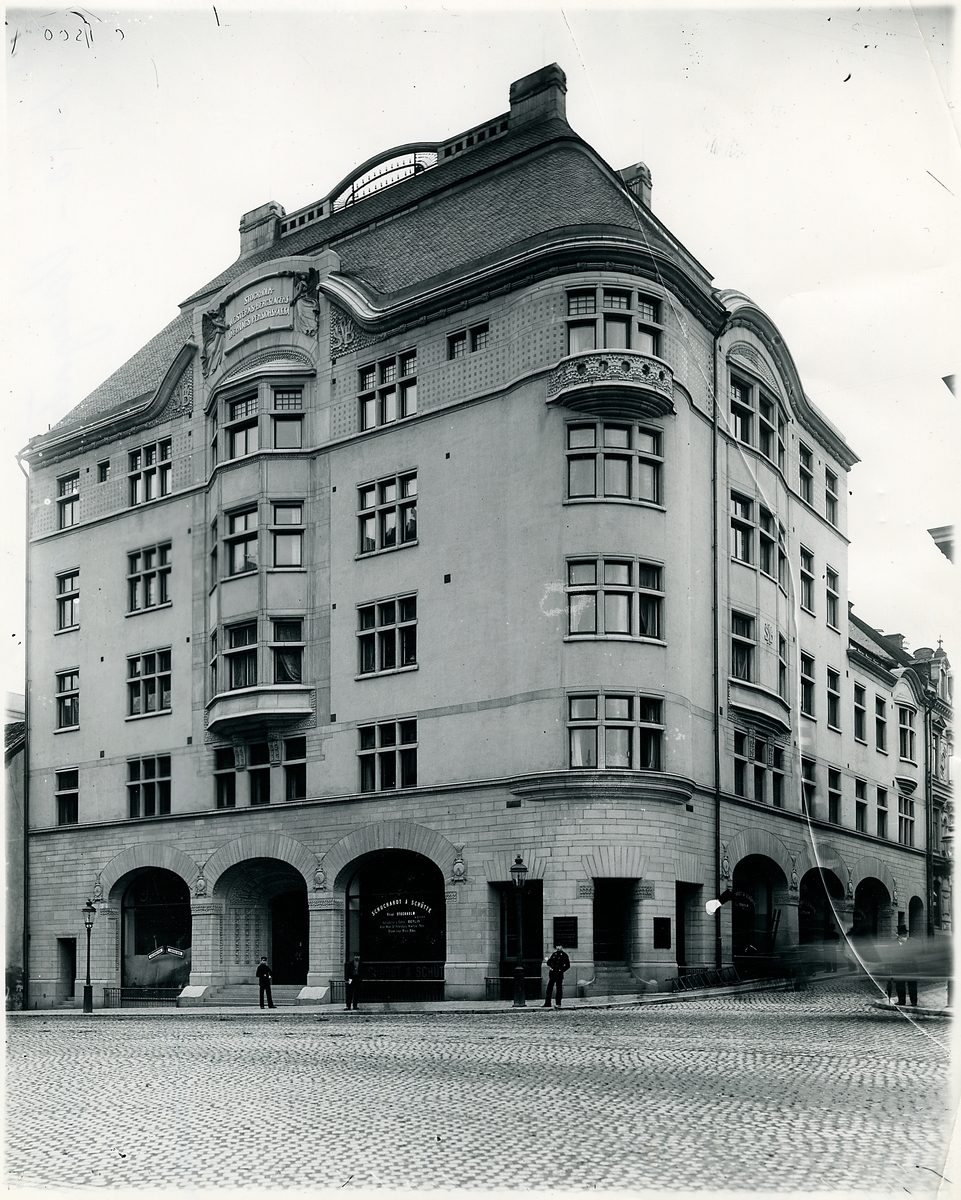 Stockholm Vasagatan 24. SWB-huset. Hörnet av Klarabergsgatan.
SWB ,Stockholm - Västerås - Bergslagens Järnvägar.