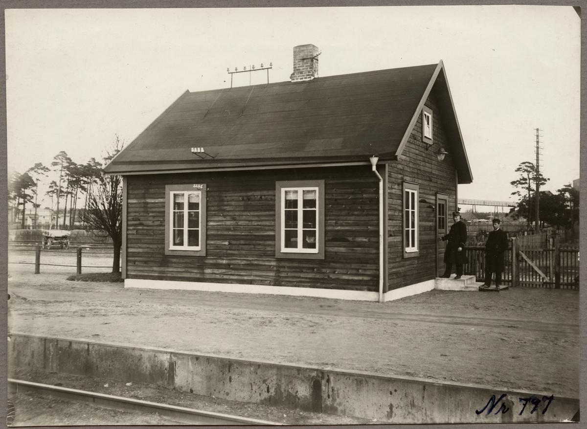 Expeditionsbyggnad för personal vid järnvägen i Ängelholm.