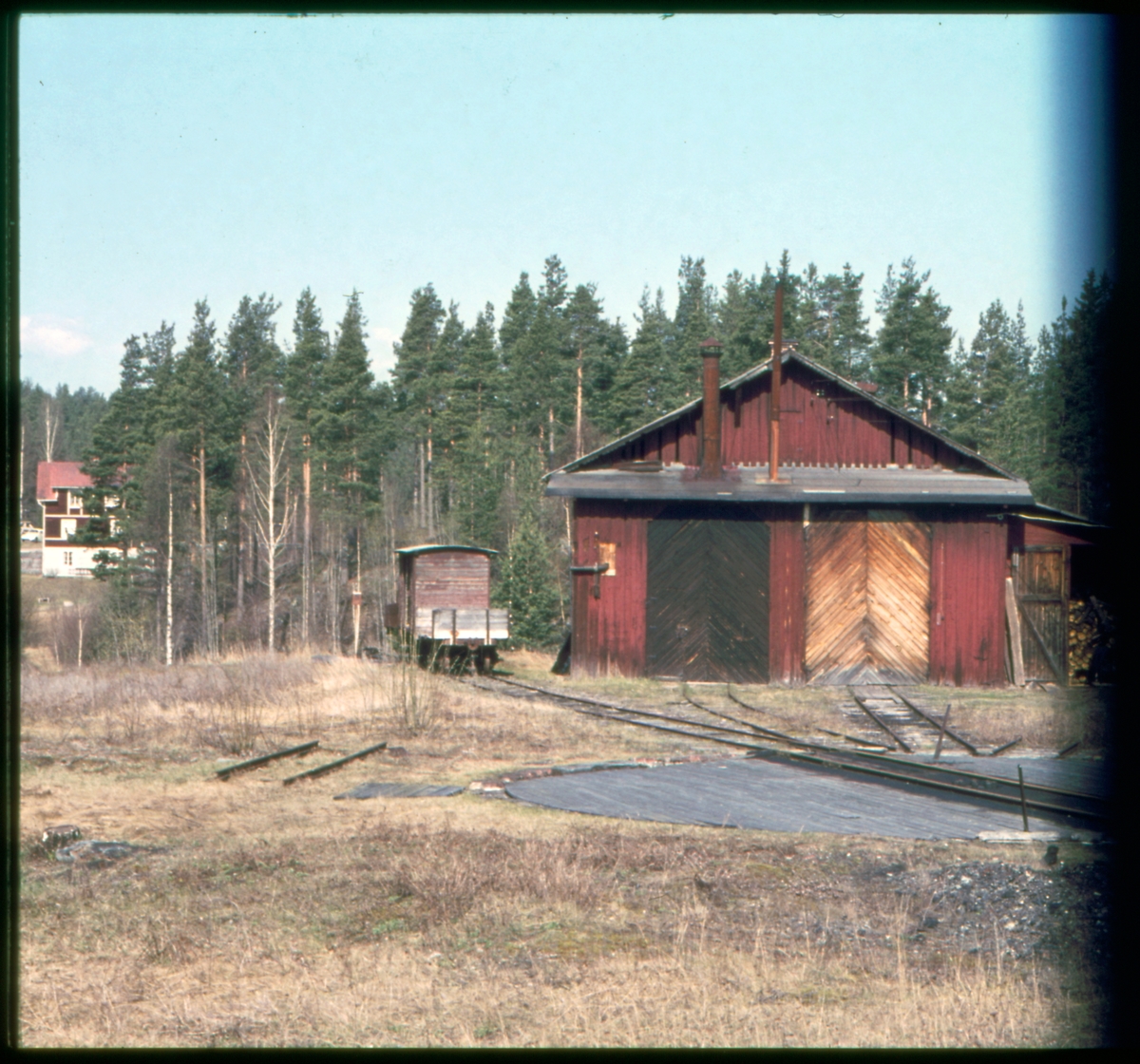 Dala - Ockelbo - Norrsundets Järnväg, DONJ, lokstall.