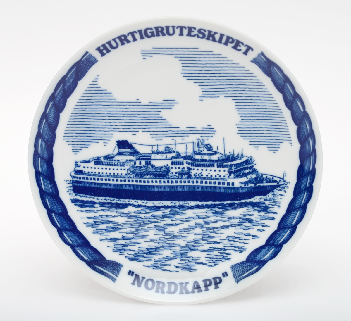 Motiv av Hurtigruten M/S NORDKAPP.