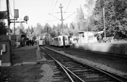 Jar stasjon på Bærumsbanen ankommende sporvogn type "Gullfis