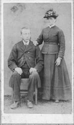 Ekteparet Svein Åboen (f. 1867) og Sofie Åboen (f. Skjåkeie 