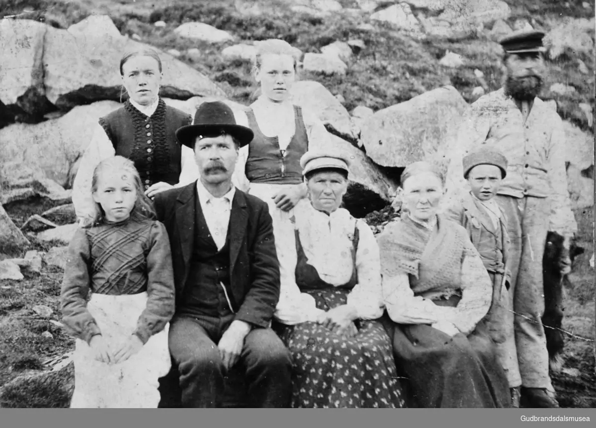Familien på søre Mork ca. 1902
