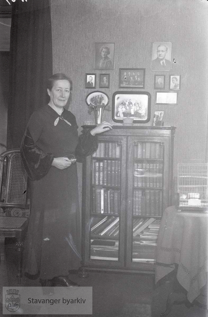 Fru Alice Oftedahl fotografert for Alle Kvinners Blad.