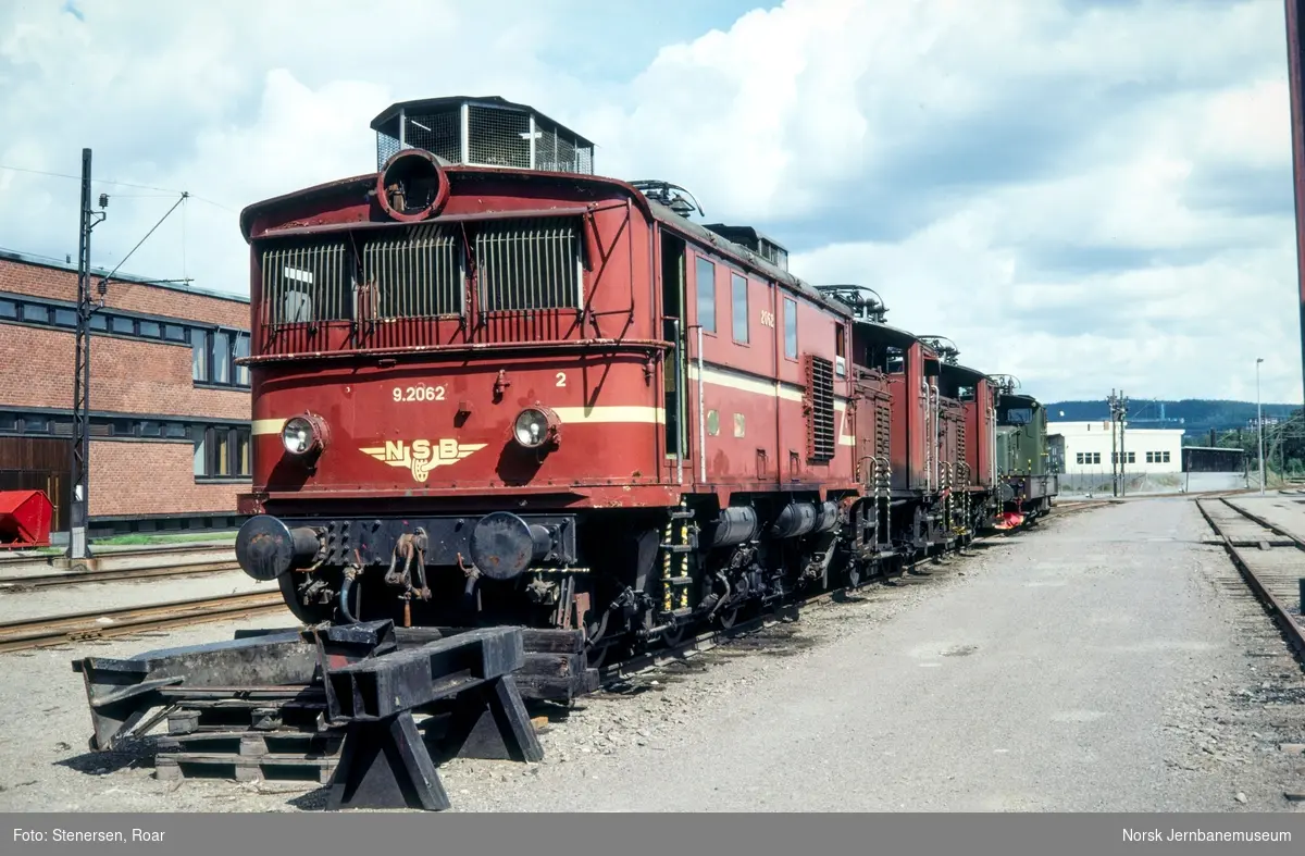 Utrangert elektrisk lokomotiv type El 9 nr. 2062 på Grorud Verksted.