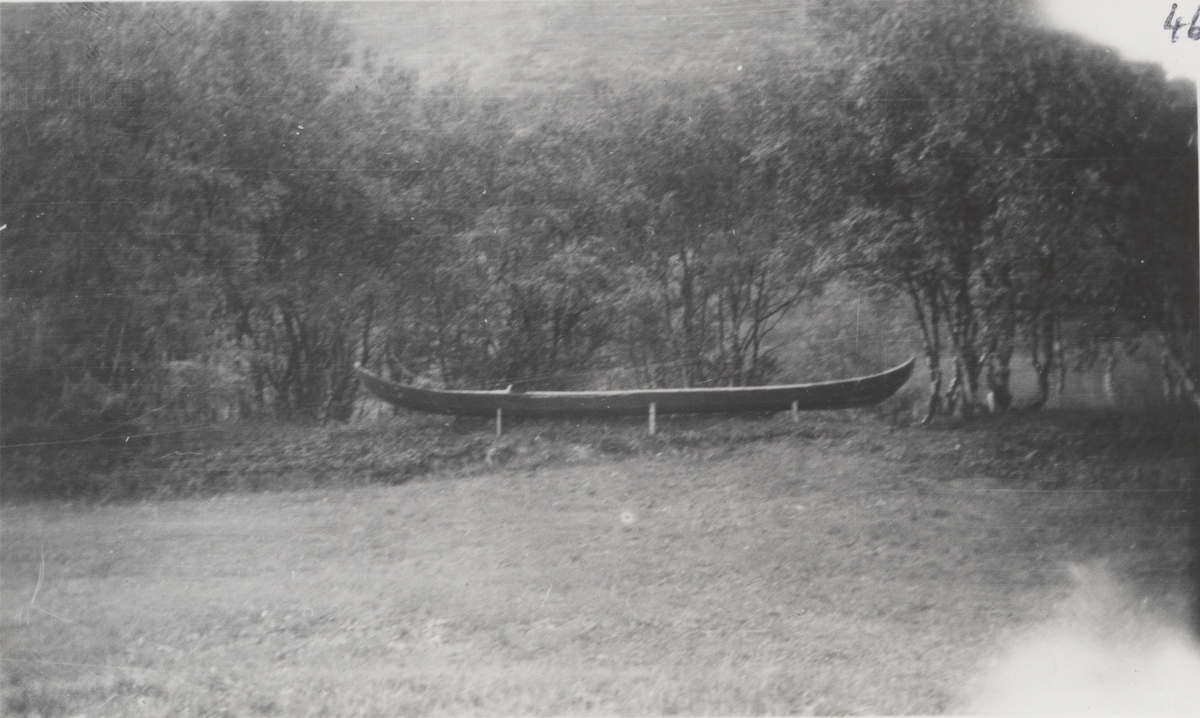 Elvebåt fra Kemielv - fra siden.