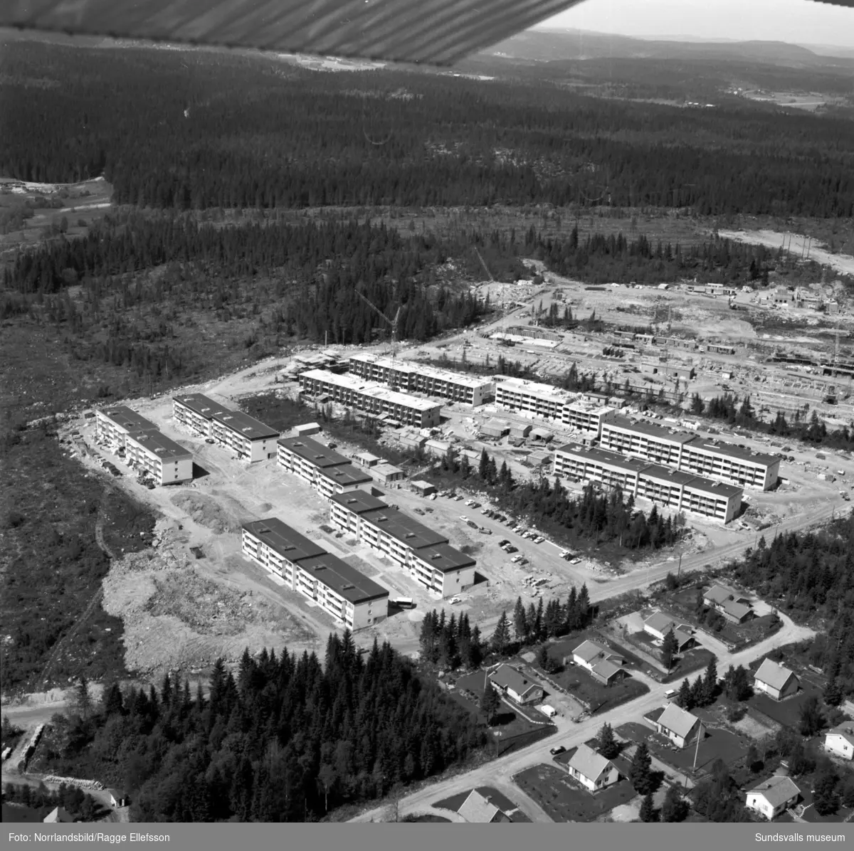 Flygfoto över det framväxande bostadsområdet i Bosvedjan.